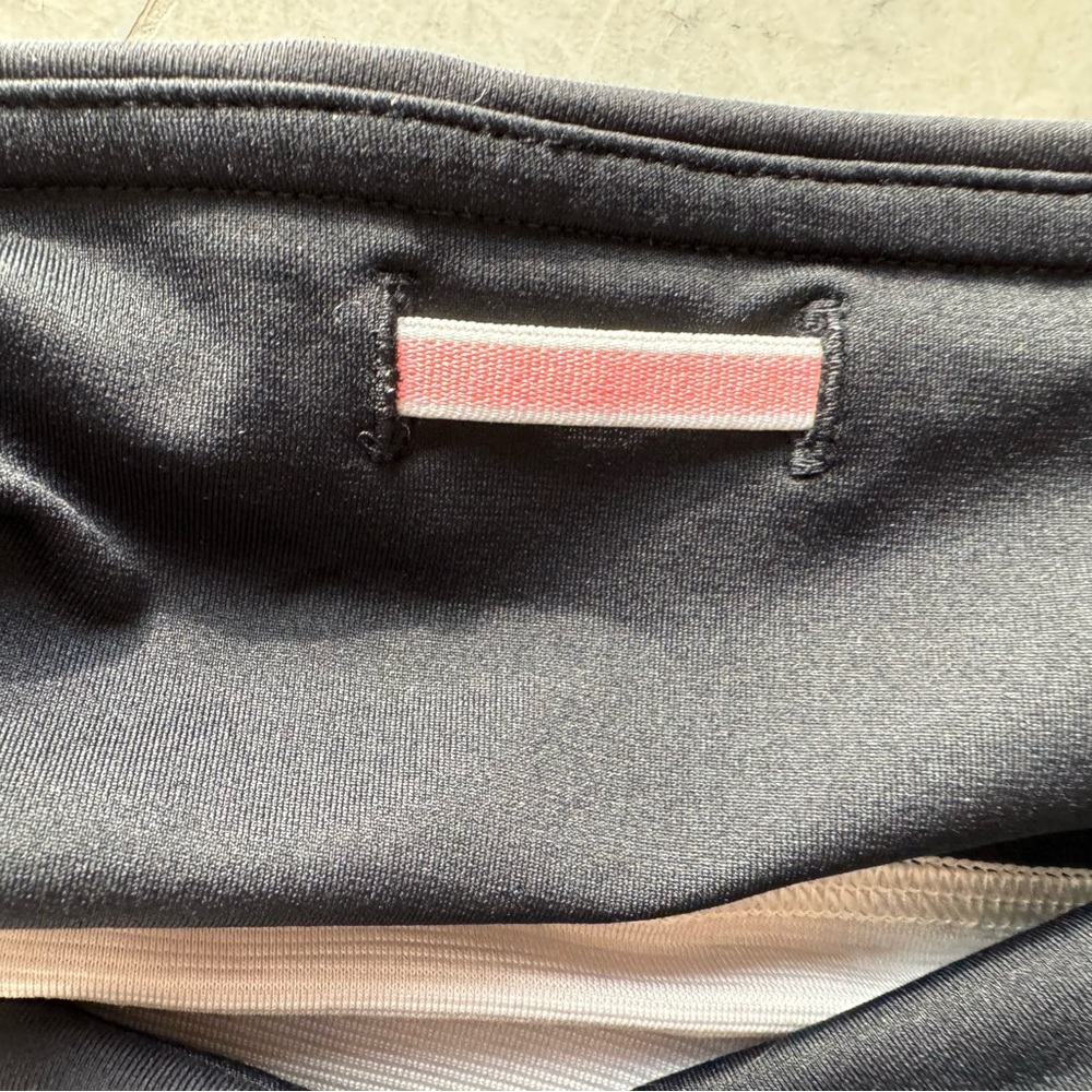 Lululemon Athletica Groovy Run shorts. Gingham plaid size 8. - Picture 7 of 9